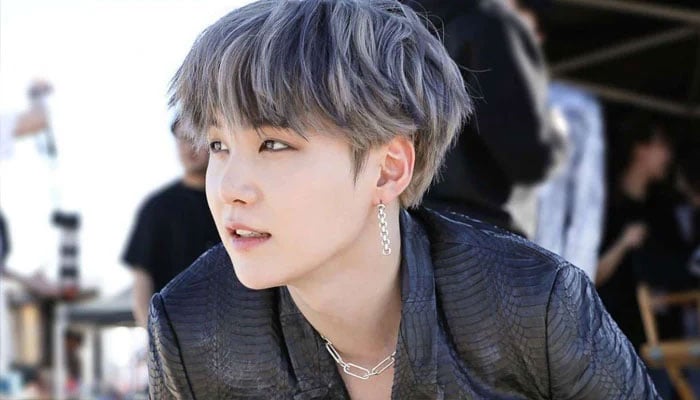 BTS' Suga exposes his friendship tattoo '7' in a new post