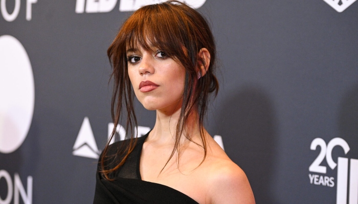‘Wednesday’ star Jenna Ortega greets fans as she arrives at pre-Golden Globes party
