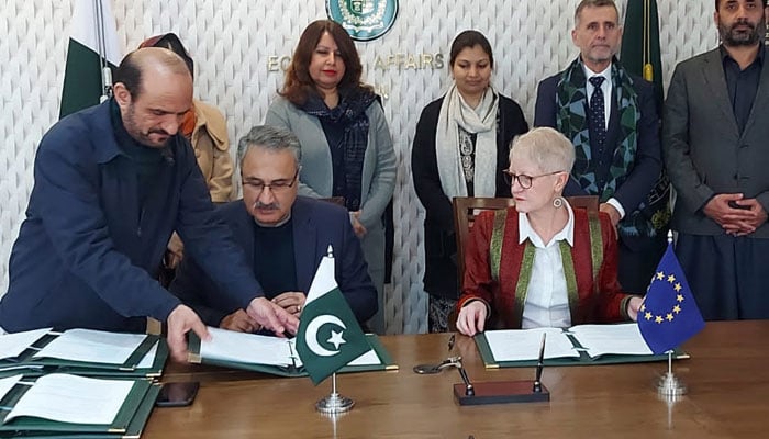 Ministry of Economic Affairs Secretary Dr Kazim Niaz (L) and European Union ambassador Dr Riina Kionka (R) signed agreements for three new development programmes on January 9, 2023.