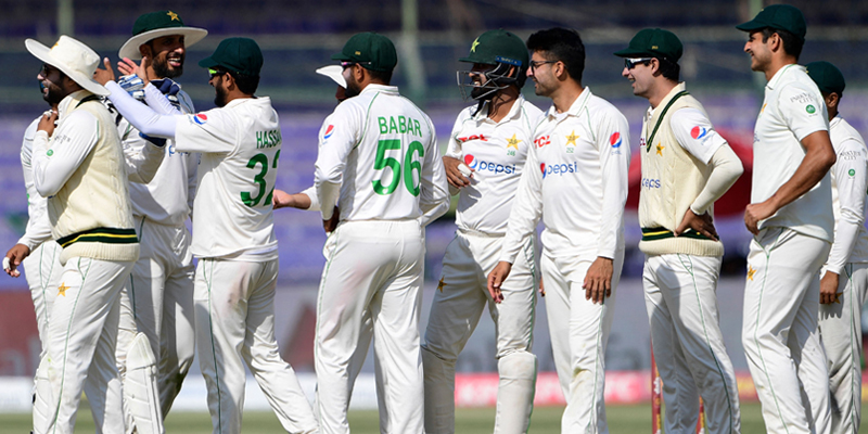 Pakistans players celebrate after the dismissal of New Zealands Kane Williamson (not pictured) during the fourth day of the second cricket Test match between Pakistan and New Zealand at the National Stadium in Karachi on January 5, 2023. — AFP