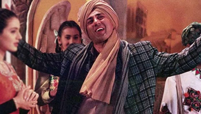 Gadar: Ek Prem Katha released in theaters on June 15, 2001