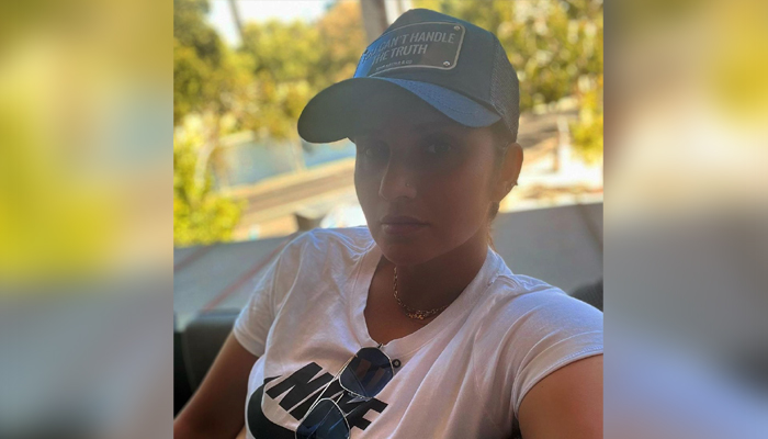 Tennis star Sania Mirza poses in this candid selfie. — Instagram/mirzasaniar