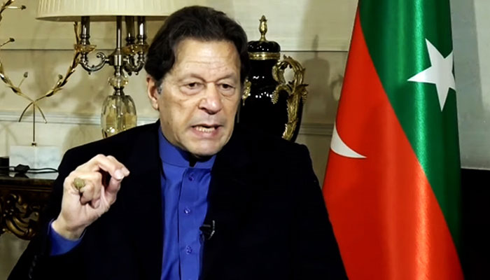 Pakistan Tehreek-e-Insaf (PTI) Chairman Imran Khan speaks to a private news channel on January 14, 2023.— YouTube/Ham News live