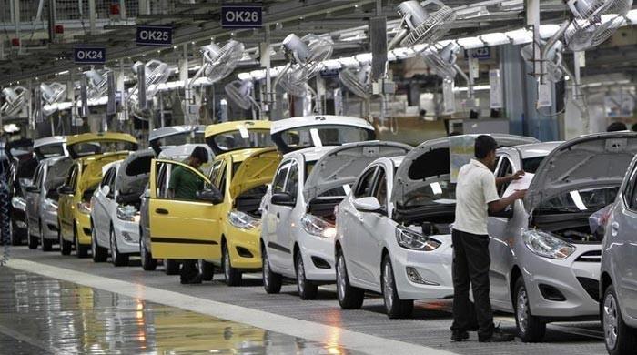 Pak Suzuki extends plant closure on inventory shortages
