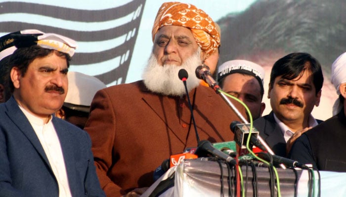 Jamiat Ulema-e-Islam-Fazl (JUIF) chief Maulana Fazlur Rahman addressing a public gathering in Peshawar on january 15, 2023. PPI