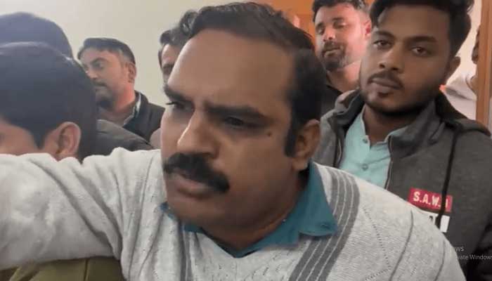 Journalist Shahid Aslam. — Twitter/@ShahidAslam87