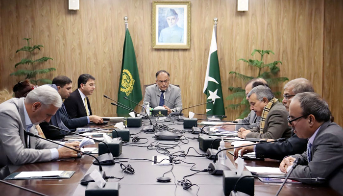 Minister for Planning, Development, and Special Initiatives Ahsan Iqbal addresses a meeting in Islamabad on January 19, 2023. — APP