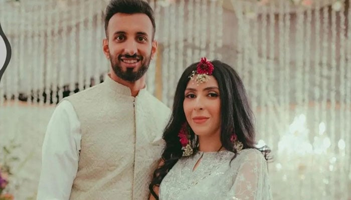 Pakistani cricketer Shan Masood (left) is pictured with his bride Nische Khan at their nikkah — Instagram/pak_stars