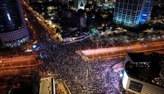 Puluhan ribu orang Israel memprotes rencana keadilan Netanyahu