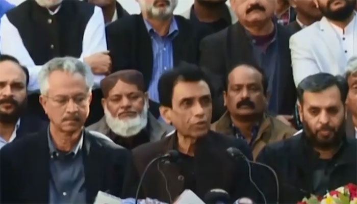 MQM-PConvener Dr Khalid Maqbool Siddiqui (centre) speaking at the press conference in Hyderabad along with other senior leaders on January 22, 2023. — Screengrab/DMGNews.