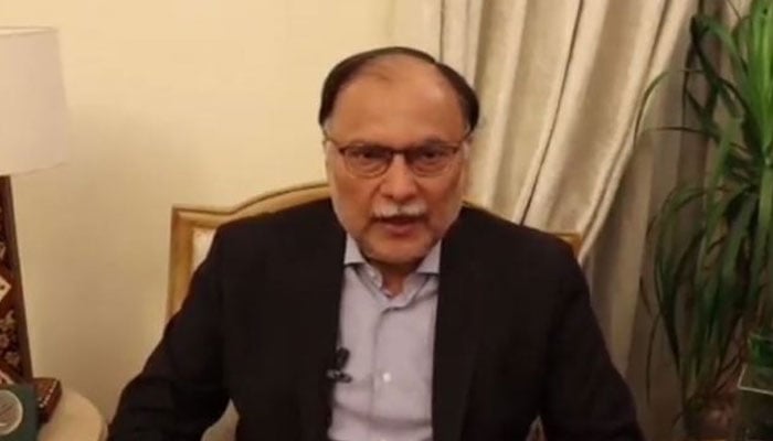 Pakistan Muslim League-Nawaz (PML-N) senior leader Ahsan Iqbal.— APP/file