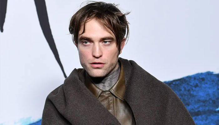 Robert Pattinson overtakes Paris Fashion Week in a skirt