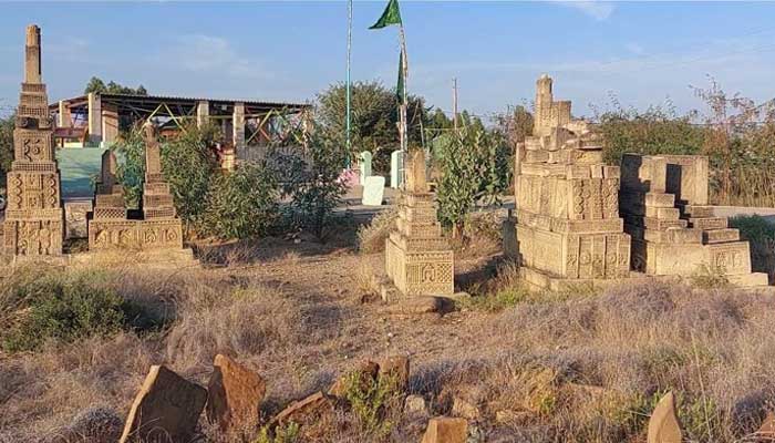 Historical graveyard of Hanidan. — Screengrab from the Geo News video package