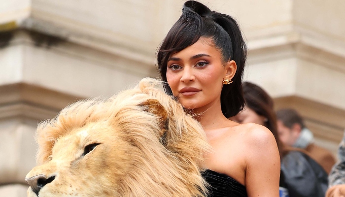 Kylie Jenner ‘controversial’ lion head dress gets hilarious makeover on TikTok