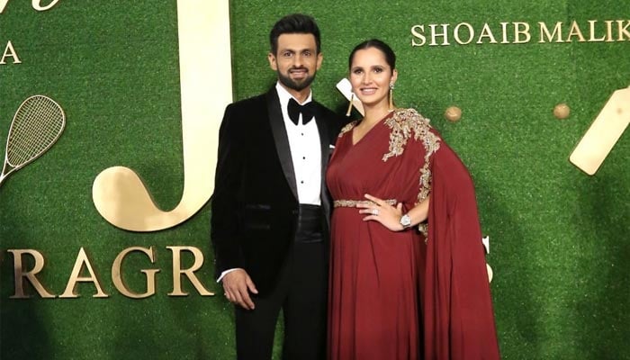 Sania Mirza and Shoaib Malik pose together in this undated photograph. — Instagram/saniamirzar