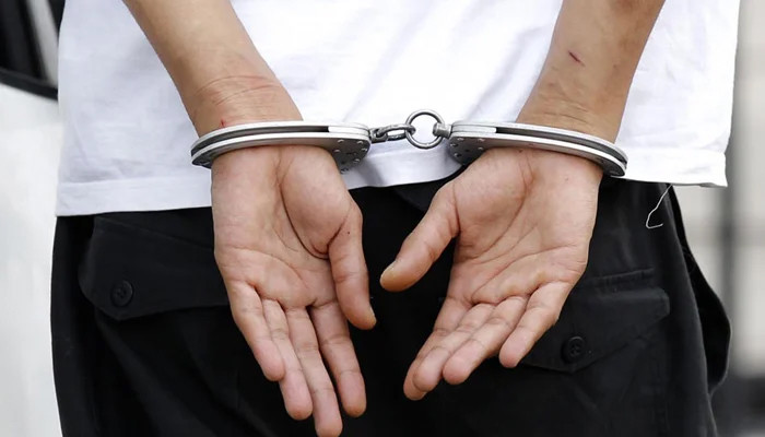 Four factory owners booked, one arrested over mysterious deaths in Keamari - Vimarsana News