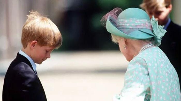 Prince Harry admits Queen mother ‘loathed’ King Edward for choosing American woman