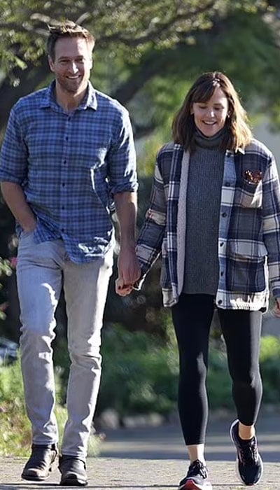 Jennifer Garner looks radiant as she steps out with boyfriend John Miller