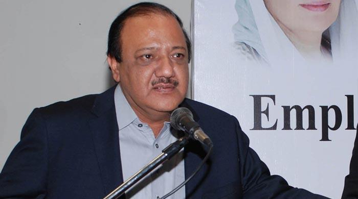 Parvez Elahi's Gujrat residence raided to nab Ch Wajahat Hussain: police