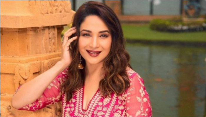 Madhuri Dixits Tum Tum dance video goes viral on internet