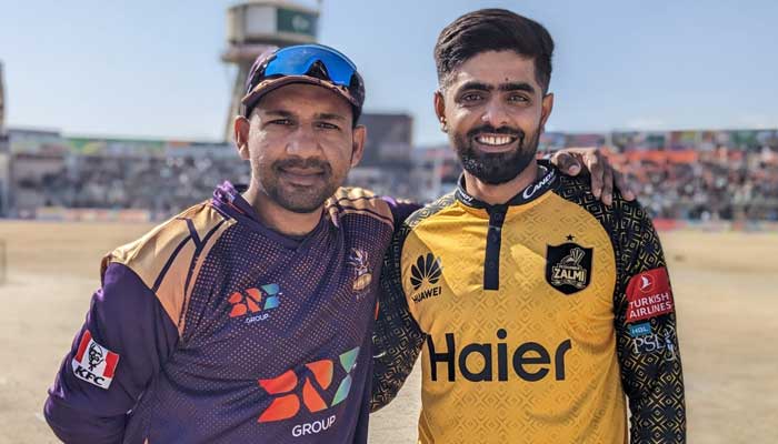 Sarfaraz Ahmed and Babar Azam pose ahead of the exhibition match at Bugti Stadium, Quetta on February 5, 2023. — Twitter/@TheRealPCB