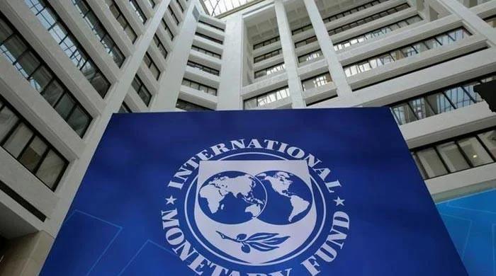 Deadlock persists between govt, IMF over Rs900bn fiscal gap