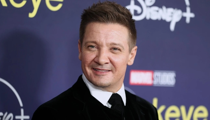 Jeremy Renner begins physical therapy process after near-fatal snowplow accident