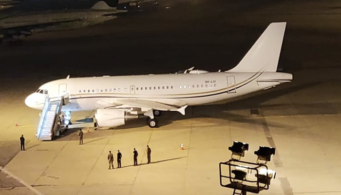 The plane that broughtformer president General (retd) Pervez Musharrafs mortal remains to Karachi parked at theJinnah International Airport on February 6, 2023. — Photo by author