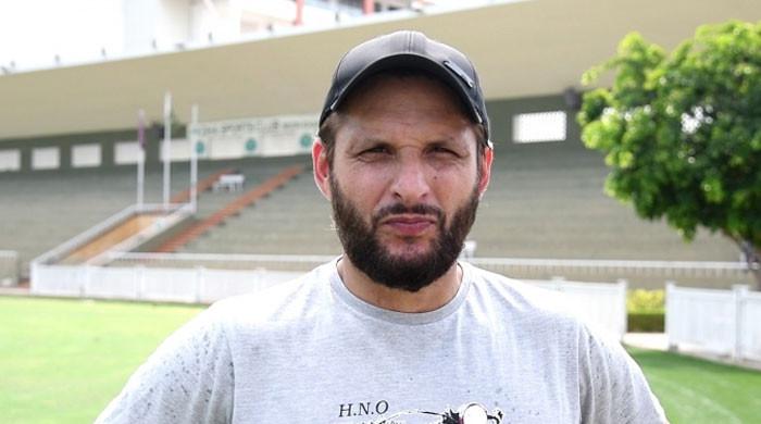 'My daughters are not on social media,' clarifies Shahid Afridi