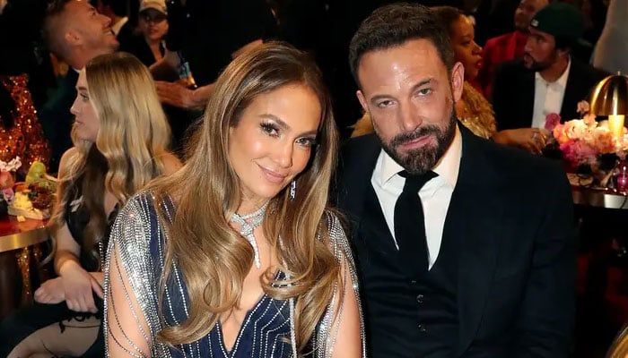 Fans react to Jennifer Lopez and Ben Affleck caught arguing at 2023 Grammys