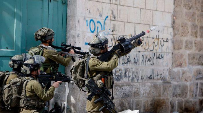Israeli forces martyr Palestinian teen in West Bank gunfight