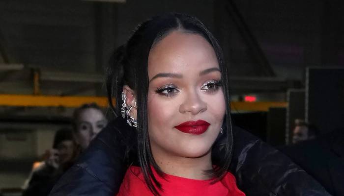 Rihanna’s fans express excitement over ‘Fenty beauty tutorial’ at Super Bowl performance