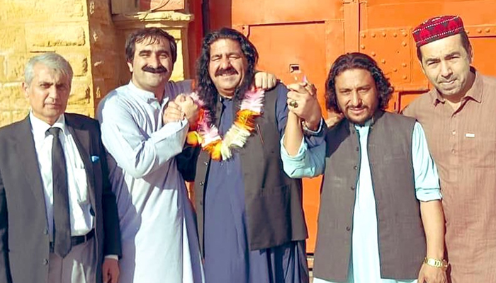 Pashtun Tahafuz Movement (PTM) leader and MNA Ali Wazir after being released from a jail in Karachi on February 14, 2023. — Twitter/SyedMuzammilOFL