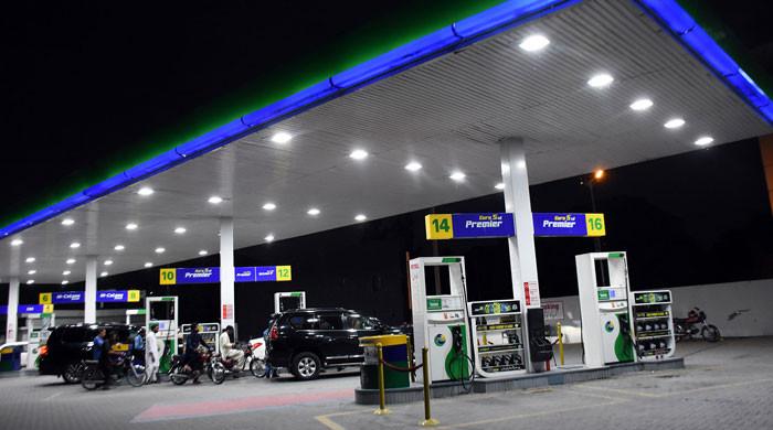 Petrol price may increase by Rs20 from Feb 16 Petrol price may increase by Rs20 from Feb 16