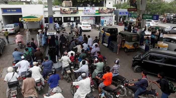 Price of petrol, diesel may increase by Rs32 per litre from Feb 16