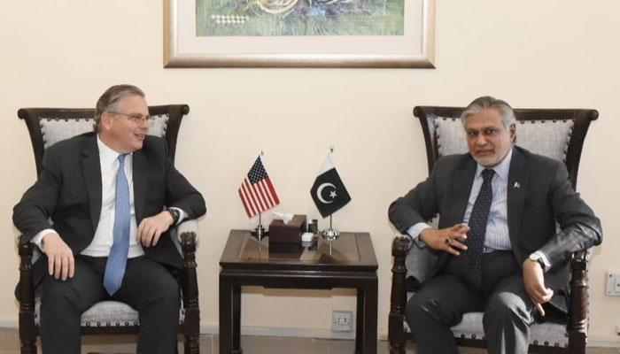 Donald Blome, Ambassador of the United States of America to Pakistan called on Finance Minister Senator Mohammad Ishaq Dar and exchanged views on further promoting bilateral economic, investment and trade relations between the two countries. Twitter/FinMinistryPak