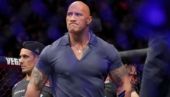 ‘The Rock’ gets pulled over by police officers