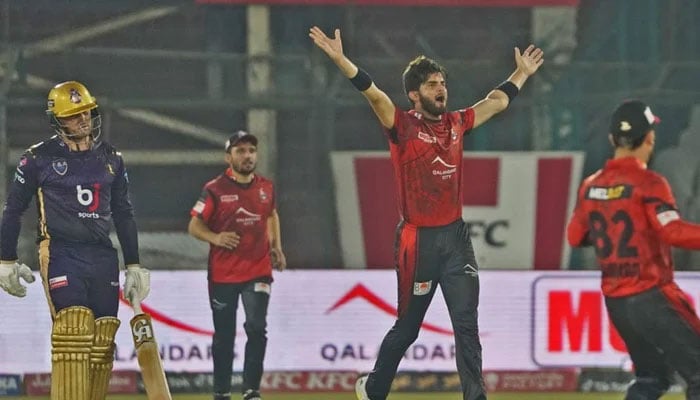 Lahore Qalandars captain Shaheen Afridi celebrates during the 10th round match of the eighth edition of the Pakistan Super League at the National Bank Cricket Arena in Karachi on February 21, 2023. – PSL