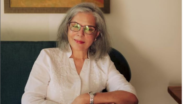 Zeenat Aman write a long note about her privacy