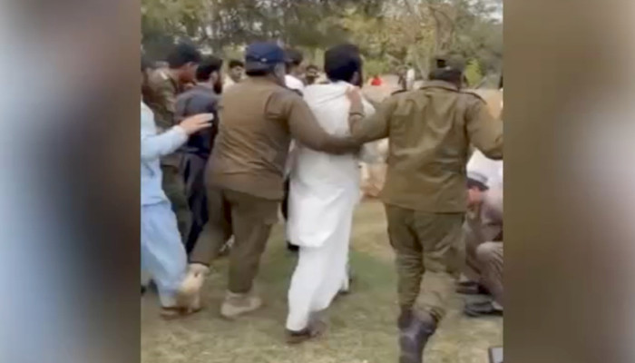 Student organisations 'clash' at Punjab University - Vimarsana News
