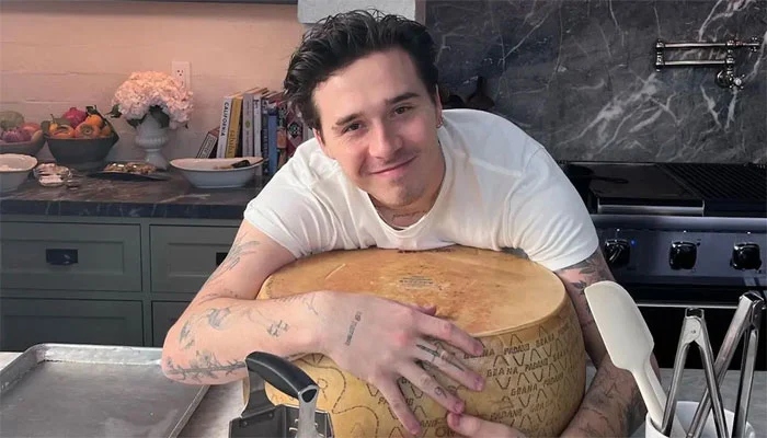 Brooklyn Beckham faces criticism as he reinvents fettuccine alfredo recipe