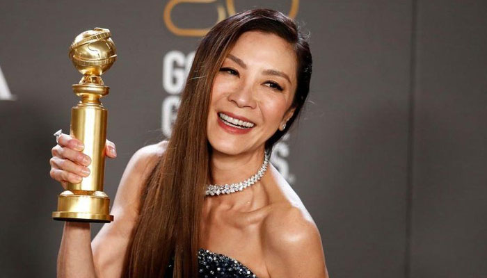 Michelle Yeoh melawan ‘stereotipikal’ Hollywood selama bertahun-tahun