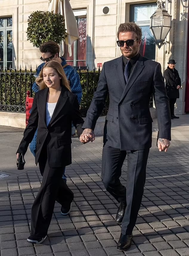 David Beckham makes stunning appearance with daughter Harper at ...