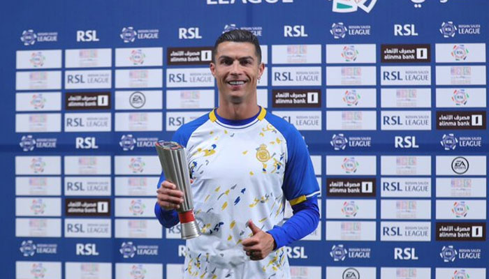 Cristiano Ronaldo poses with his Saudi Pro League Player of the Month for February. — Twitter/@Cristiano