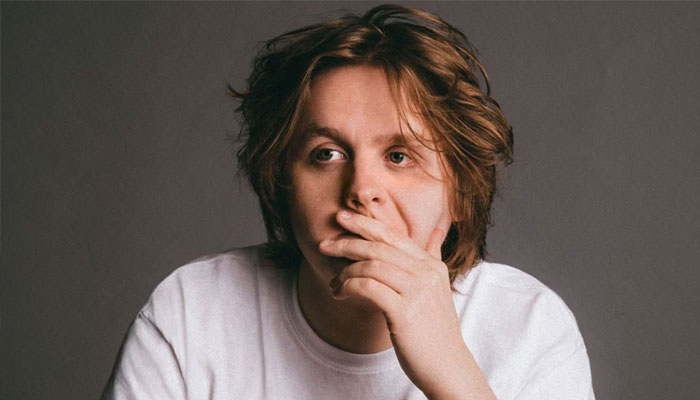 ‘Devastated’ Lewis Capaldi contracts bronchitis ahead of Milan, Zurich shows