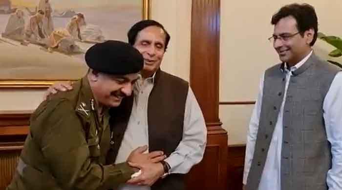 ECP approaches SC for transfer of Lahore CCPO Ghulam Mahmood Dogar
