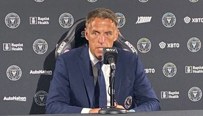 Inter Miami coach Phil Neville photographed addressing a press conference. Twitter/El_gringoFutbol