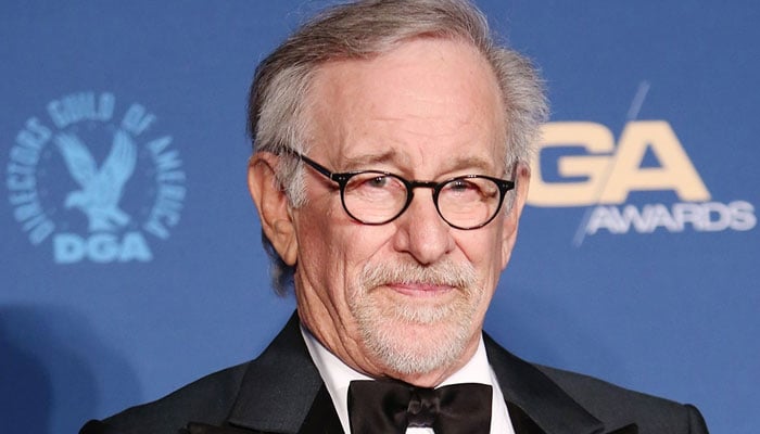 Steven Spielberg ingat George Lucas membantunya di ‘Jurassic Park’