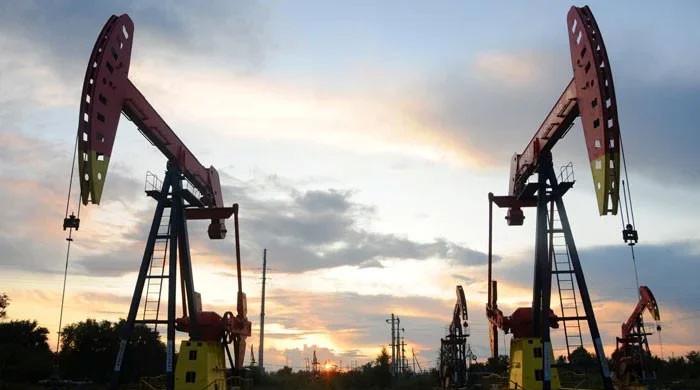 Pakistan mulls procuring Russian crude oil at $50 per barrel