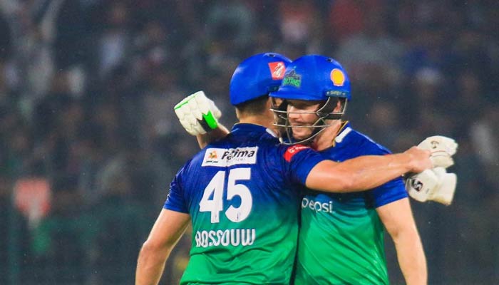 Rilee Rossouw (left) and David Miller embrace during their partnership during a match of the ongoing season of Pakistan Super League (PSL) — PCB/File
